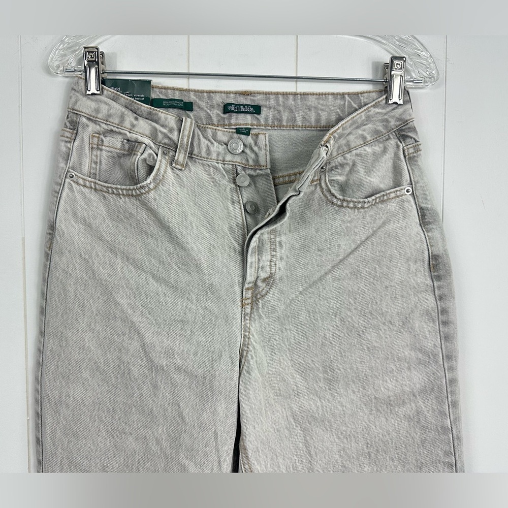 NWT Wild Fable Sz 6/32” High Rise Straight Jeans Distressed Button Fly Juniors - Picture 2 of 11